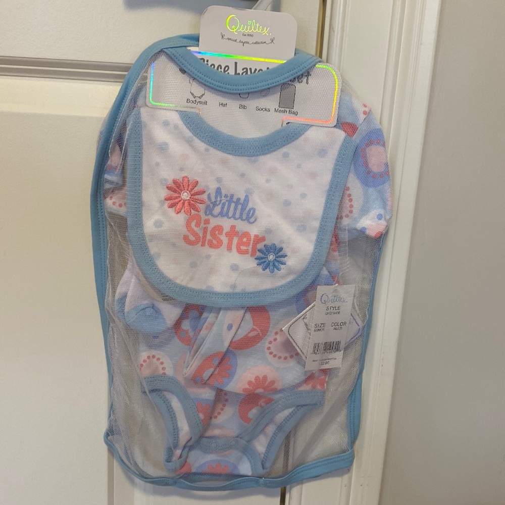 Quiltex 5 Piece Layette Set